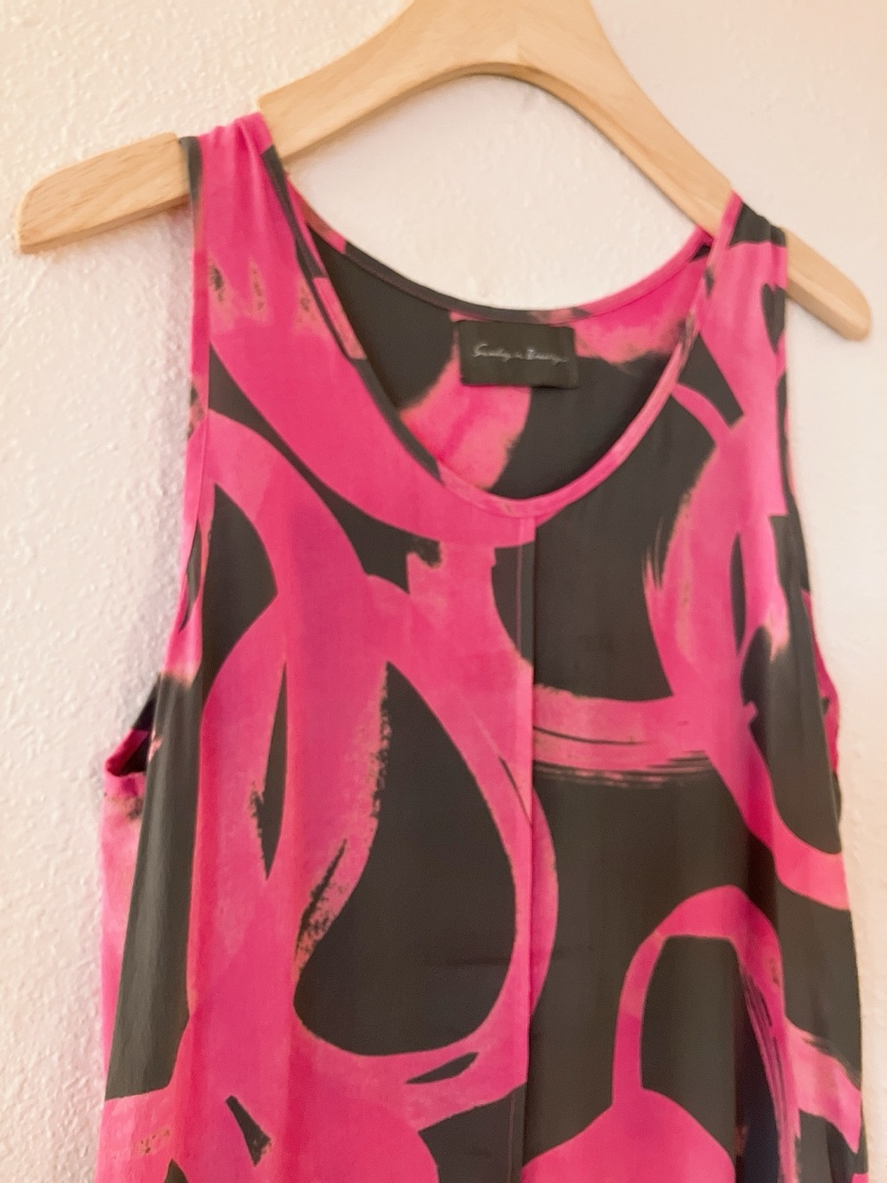 Anthropologie Sunday in Brooklyn Silk Abstract Pink Print High-Low Tank Top - Picture 3 of 8
